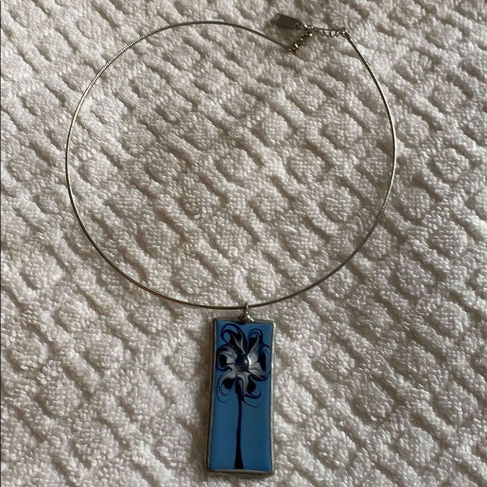 Glass drop pendant necklace